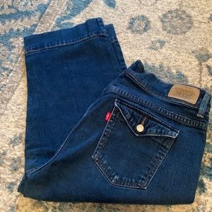 Levi’s capri